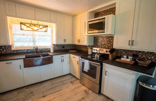 Russellville Haus | Nebo's Foot, Cabin Escape at Mount Nebo