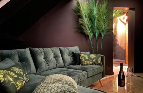 Pontault-Combault Wohnung | Need'Amour - Suite chaleureuse