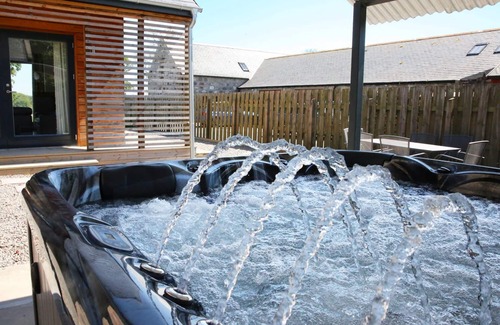 Inverurie Hütte | Nef-Stedi, INVERURIE