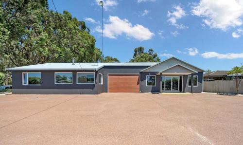 West Swan Haus | Nestled in Swan Valley area