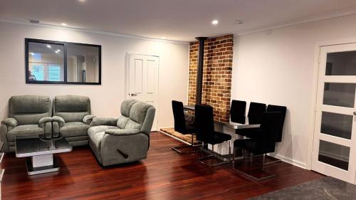 West Swan Haus | Nestled in Swan Valley area