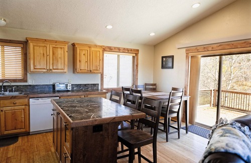 Star Valley Ranch Haus | Nestled in the Heart of Star Valley Ranch