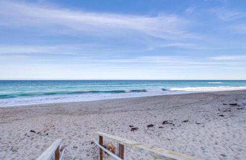 Nettles Island Haus | Nettles Island Jensen Beach Home Walk to Ocean!