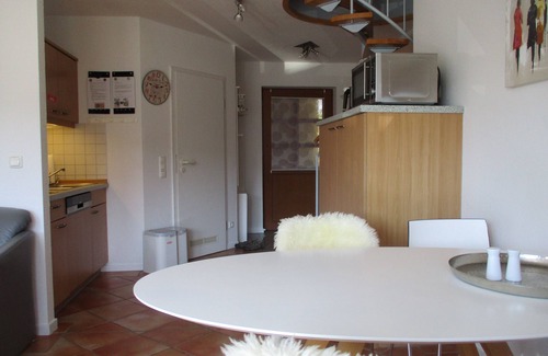 Neuensien Wohnung | "Neuensienchen auf Rügen" sonnige Ferienwohnung nahe Ostseebad Sellin Rügen