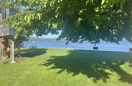 Sooke Haus | New 1 bedroom Sooke oceanfront guest suite