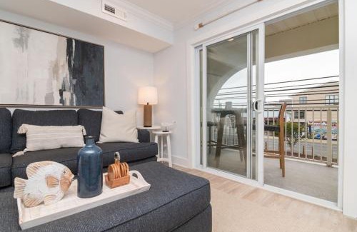 Dewey Beach Haus | NEW 3BR-3BA Beach Block with Parking