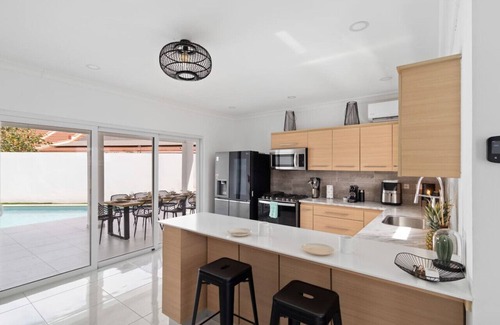 Koyari Haus | NEW 4BR Villa w/ Large Pool & Gym | Villa Charly