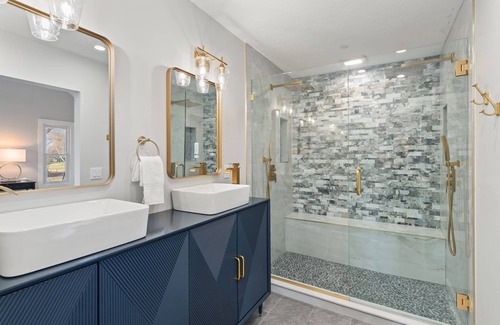 Independence Haus | New and Inviting in Independence