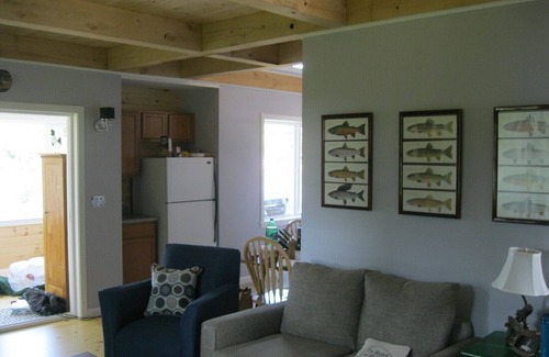 Pittsburg Haus | Brandneu Strahl Bau-Haus auf unberührte Back Lake