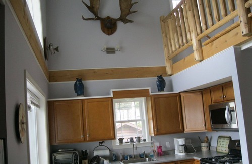 Pittsburg Haus | Brandneu Strahl Bau-Haus auf unberührte Back Lake