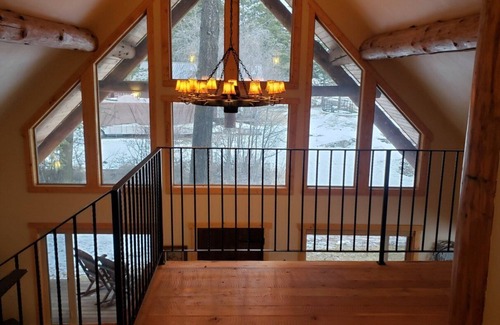 Kalispell Kabine | New Beautiful Well Located Cabin just north of Bigfork near the Flathead River!