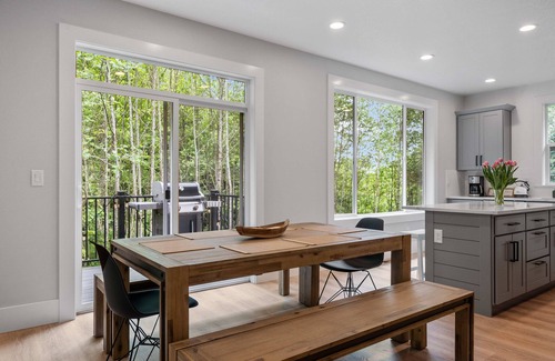 Netarts Haus | NEW Build Modern House,Hot Tub, BBQ,Air Hockey,foosball