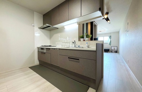 Higashinari Haus | NEW! [Built in 2024, newly built house for rent/free parking] Conveniently located 8 minutes to Namba by train! Excellent access to Osaka, Kyoto and Nara!