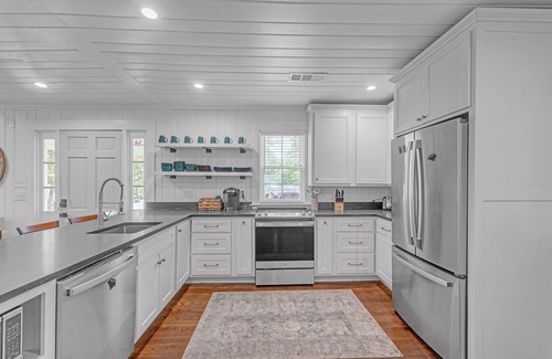 Covington Haus | NEW! Bungalow off Floyd St in the heart of Covington