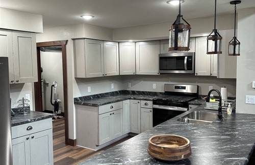 Necedah Kabine | New Cabin on Yellow River at Castle Rock Lake. 3 minutes to Buckhorn Grill & Bar