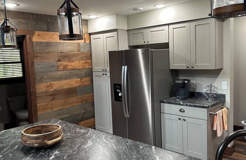 Necedah Kabine | New Cabin on Yellow River at Castle Rock Lake. 3 minutes to Buckhorn Grill & Bar