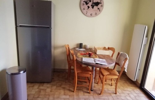 Lons-le-Saunier Wohnung | New, charming T3 classified center Lons le Saunier in the Jura