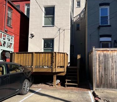 Cardozo Wohnung | NEW Classy Dupont-Logan Apt Parking