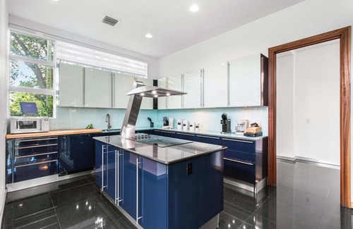 Fort Lauderdale Haus | New construction 2 story Villa jacuzzi pool luxury