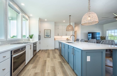 Sharps Haus | New Construction - 2022 - Luxury River House with beach