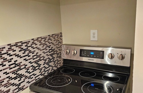 Lawrenceville Wohnung | New Cottage style basement home in Lawrenceville