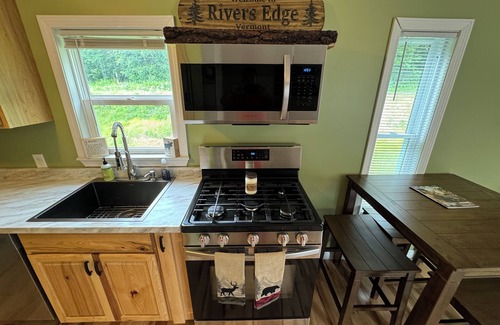 West Stewartstown Kabine | New Cozy Cabin w/Direct ATV & Snowmobile access