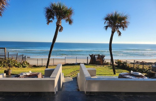 River Ridge Estates Haus | New! Modern Ocean front Tropical Estate, 8 Beds,3 Bath, 1/2 acre, Sleeps 14