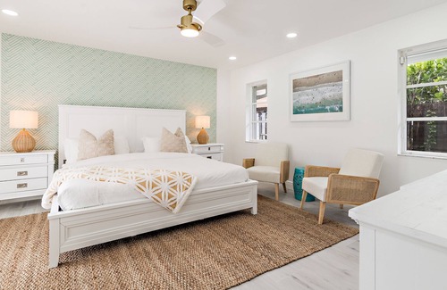 Parrot Cove Haus | New! Fairway Dream Oasis!