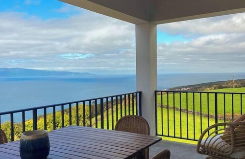 Lajes do Pico Haus | New Family Home with a View of São Jorge Island – Ribeirinha