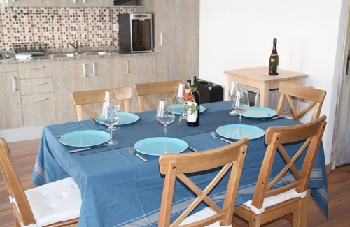 Llanca Haus | NEUES FISCHERHAUS KOMPLETT UMGESTALTET 50 m. VOM STRAND