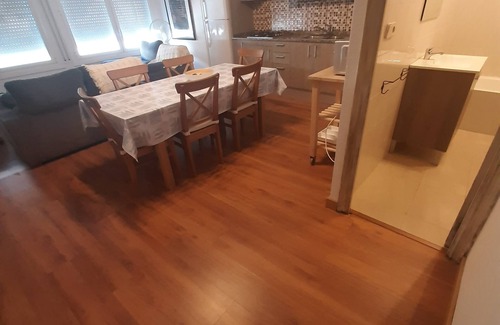 Llanca Haus | NEUES FISCHERHAUS KOMPLETT UMGESTALTET 50 m. VOM STRAND