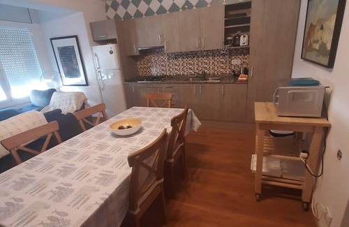 Llanca Haus | NEUES FISCHERHAUS KOMPLETT UMGESTALTET 50 m. VOM STRAND