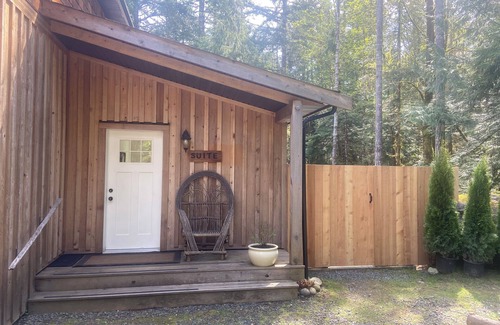 Sooke Haus | Cozy, very clean, forest setting. New King bed, tranquil space, close to town.