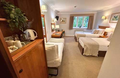 Landford Hotel | New Forest Lodge