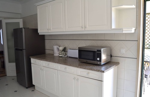 Cascais Wohnung | Jung und voller Licht, bietet Golf, 3 Schlafzimmer, 3 Bäder, A / C, bis zu 8 Personen