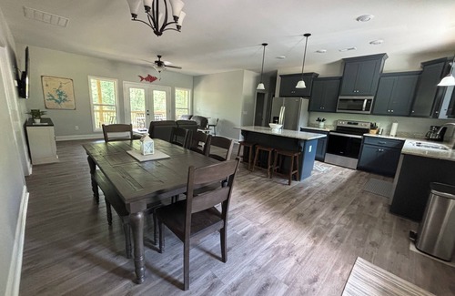 Jacksons' Gap Haus | Beautiful, NEWLY BUILT Lake Martin Home