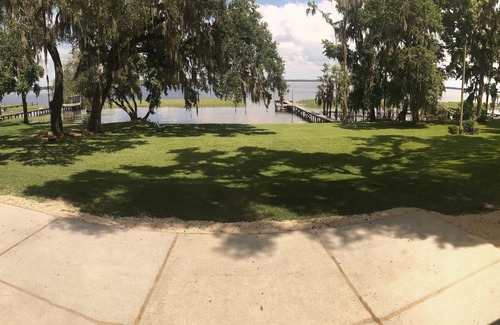 Waldo Haus | Neue Hausvermietung! 6 Hektar am Lake Santa Fe, 4BR 3BA, 192 Meter von Lake Frontage!