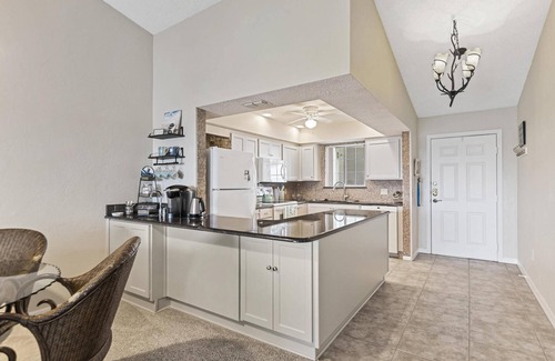 Flagler Beach Eigentumswohnung | New Intracoastal Oasis | Flagler Beach | Intracoastal Views | Walk To The Beach | Solar Heated Pool