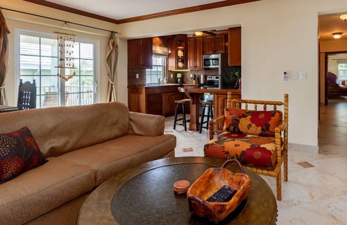 San Pedro Eigentumswohnung | New Listing - Beautifully Decorated, One Bedroom Ocean View Condo