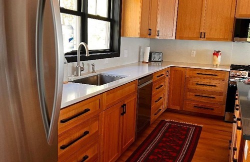 Herbster Hütte | New Listing!!! Ripple View is available for guest stays on Lake Superior!