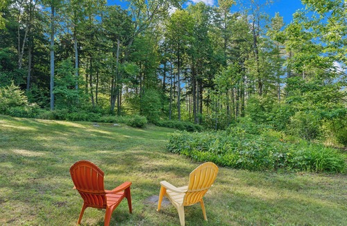 Brownsville Hütte | NEW LISTING Rustic Charm Meets Modern Comfort at Rock Haven Sugar House in Reading, VT