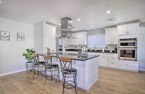 Sunburst Estates Haus | NEW LISTING! Scottsdale Oasis w/ Heated Pool Near Golf & Shopping!