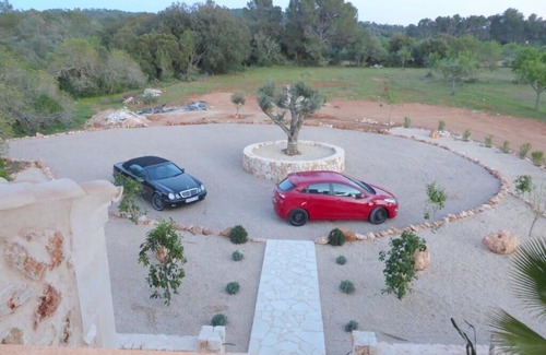 Algaida Haus | NEW LUXURIOUS COUNTRY HOUSE 'FINCA SA COMUNA VELLA' (12 PEOPLE), IN A TOP LOCATION