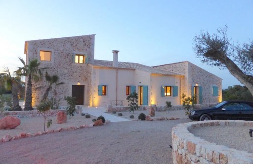 Algaida Haus | NEW LUXURIOUS COUNTRY HOUSE 'FINCA SA COMUNA VELLA' (12 PEOPLE), IN A TOP LOCATION