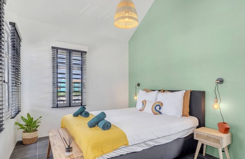 Tera Kora Wohnung | New & luxurious Two Bedroom Apartment at the Water