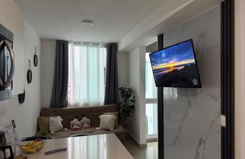 Cinco Esquinas Wohnung | New Luxury Apartment 12th Floor