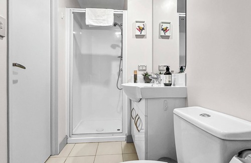 Newmarket Wohnung | New Market Niche l Modern 2 Bed Apt l Carpark inc.