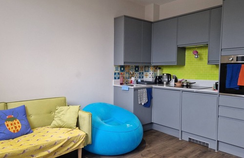 Havering Wohnung | New modern East LDN apartment 5mins walk from Station, restaurants, gym & shops!