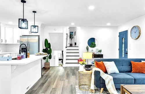 Candler-McAfee Haus | NEW | Moderne Luxe Home | Mins to ATL & Decatur Sq