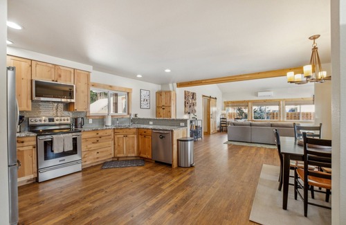 Ronald Haus | NEW! Mountain Retreat with Hot Tub, Game Room and Yard